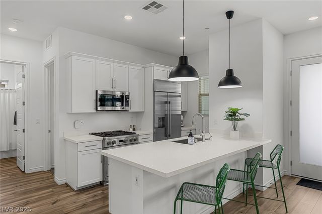 933 Belleforte Lane, Las Vegas, NV 89138