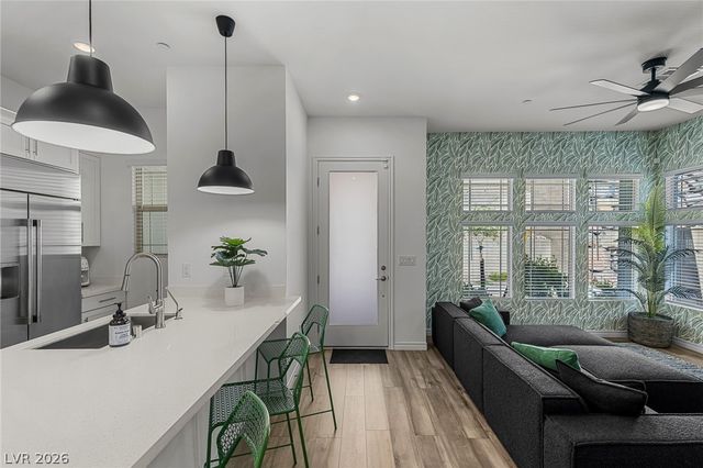 933 Belleforte Lane, Las Vegas, NV 89138