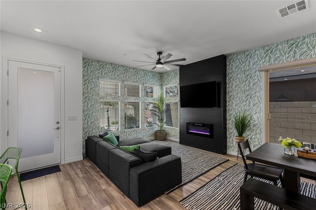 933 Belleforte Lane, Las Vegas, NV 89138