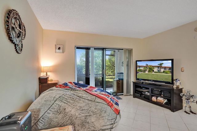 5201 W Club Circle 103, Boca Raton, FL 33431