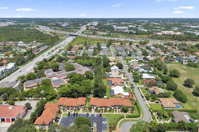 5201 W Club Circle 103, Boca Raton, FL 33431