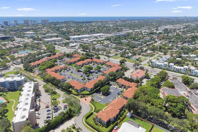 5201 W Club Circle 103, Boca Raton, FL 33431