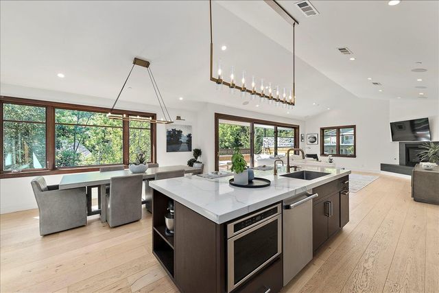 68 Fairview Plaza, Los Gatos, CA 95030