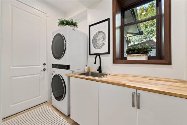 68 Fairview Plaza, Los Gatos, CA 95030