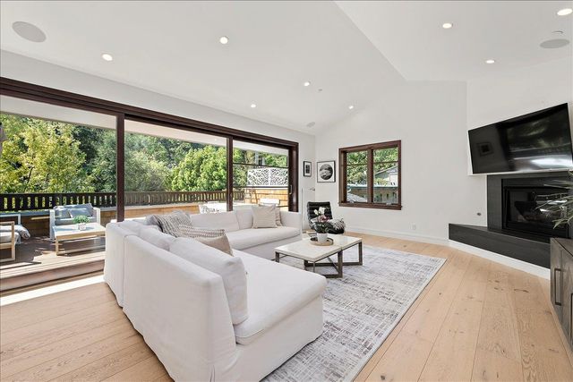 68 Fairview Plaza, Los Gatos, CA 95030