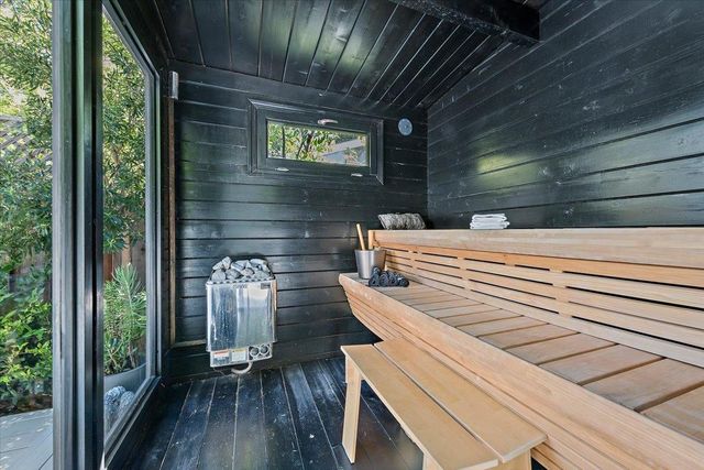 68 Fairview Plaza, Los Gatos, CA 95030