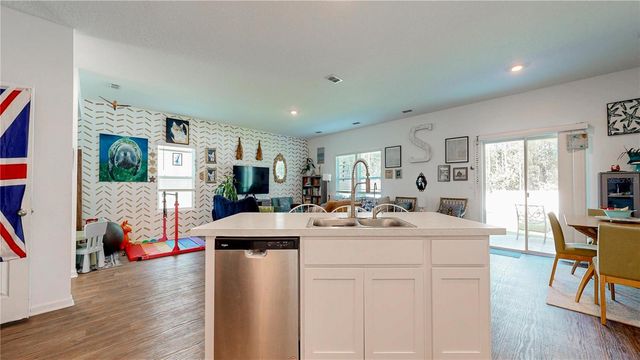 21 HULETT WOODS ROAD, Palm Coast, FL 32137