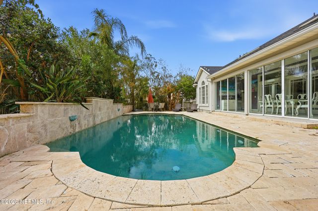 40 TALLWOOD Road, Jacksonville Beach, FL 32250