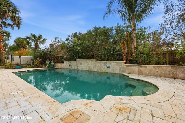 40 TALLWOOD Road, Jacksonville Beach, FL 32250