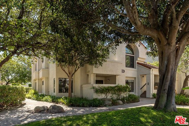1230 Franciscan Court 1, Carpinteria, CA 93013