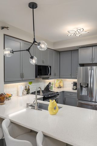 200 Manufacturers Road Apt 629, Chattanooga, TN 37405