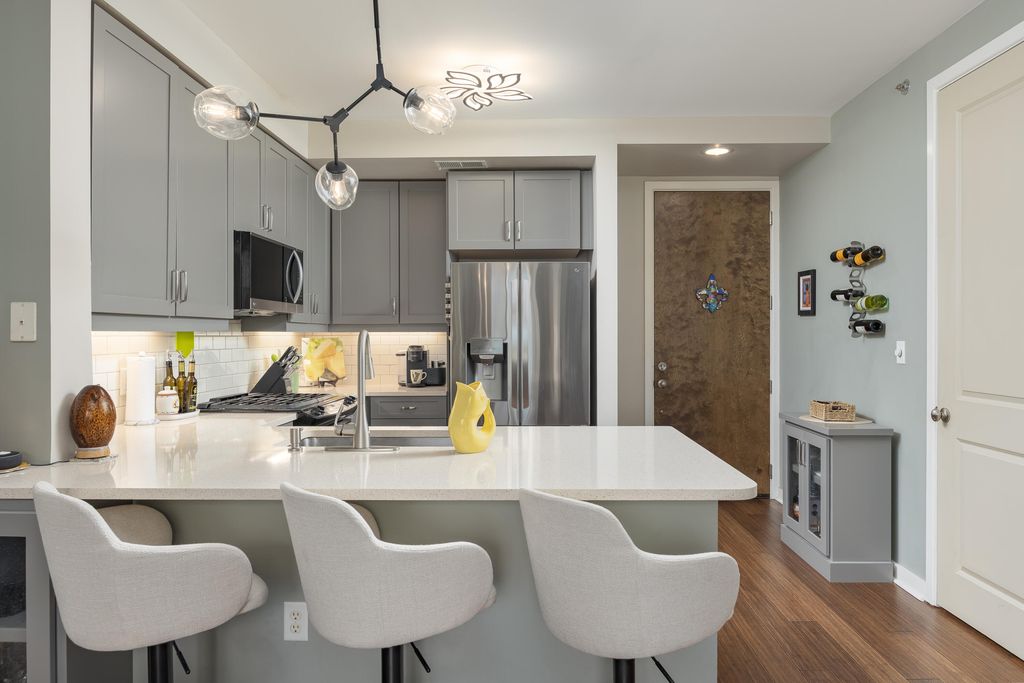 200 Manufacturers Road Apt 629, Chattanooga, TN 37405