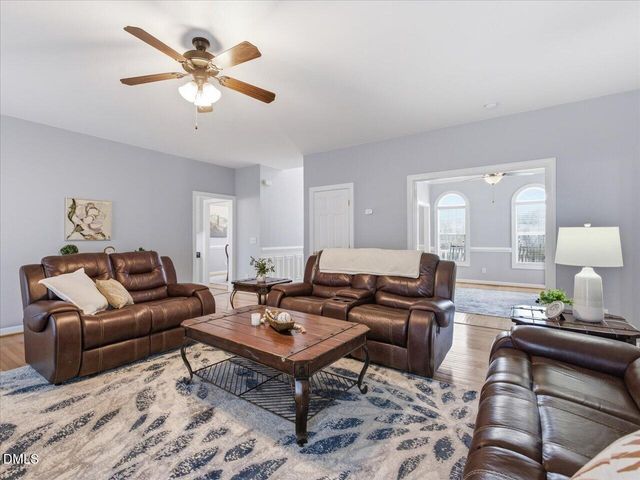 2044 Rosebriar Lane, Fuquay Varina, NC 27526