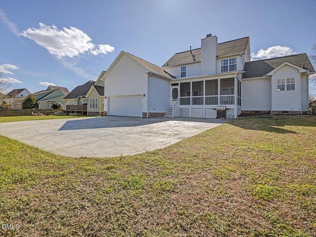 2044 Rosebriar Lane, Fuquay Varina, NC 27526