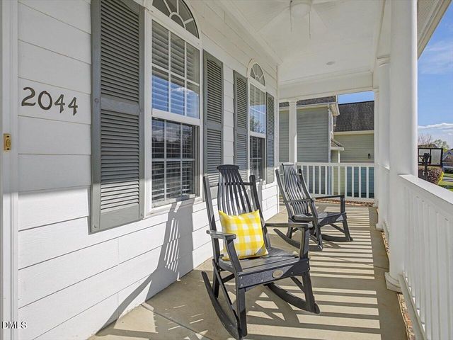 2044 Rosebriar Lane, Fuquay Varina, NC 27526