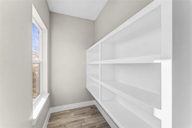 8221 Flaxman St, Houston, TX 77029