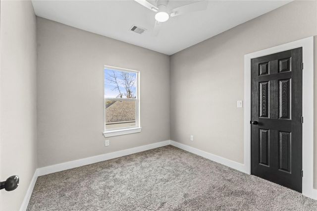 8221 Flaxman St, Houston, TX 77029