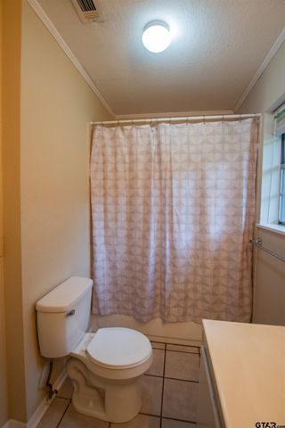 209 Miles St, Longview, TX 75605
