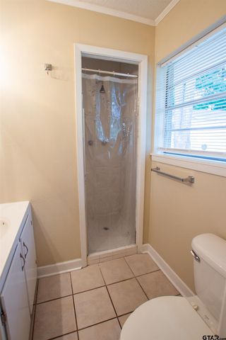 209 Miles St, Longview, TX 75605