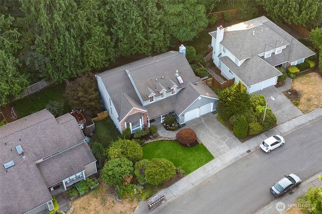 13815 176th Place NE, Redmond, WA 98052
