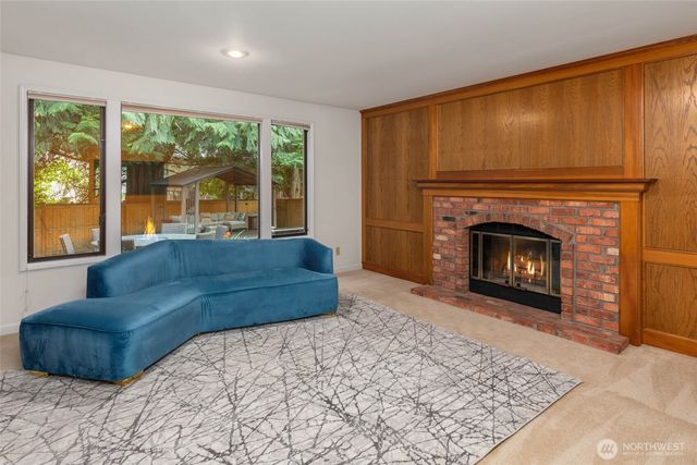 13815 176th Place NE, Redmond, WA 98052