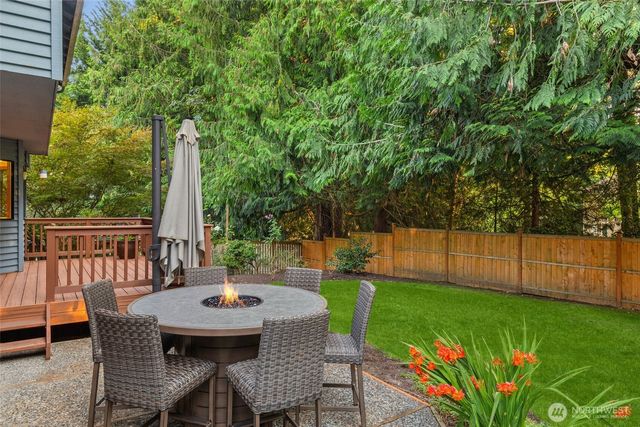 13815 176th Place NE, Redmond, WA 98052