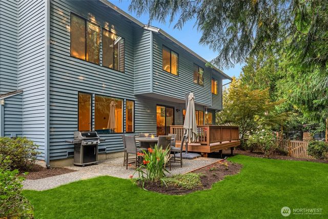 13815 176th Place NE, Redmond, WA 98052