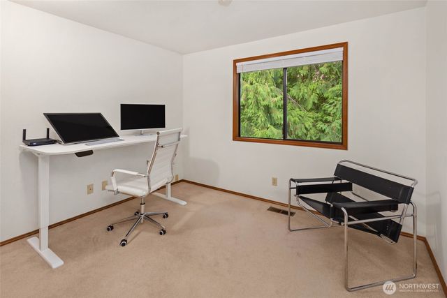 13815 176th Place NE, Redmond, WA 98052