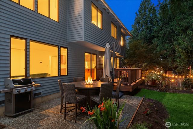 13815 176th Place NE, Redmond, WA 98052