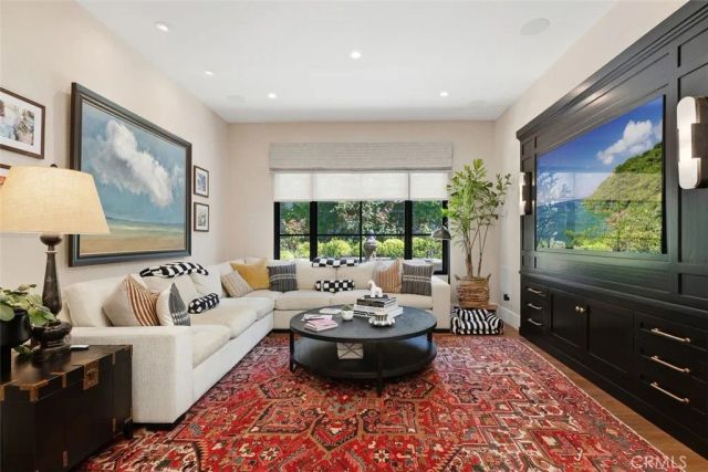 4 Winged Foot Lane, Newport Beach, CA 92660