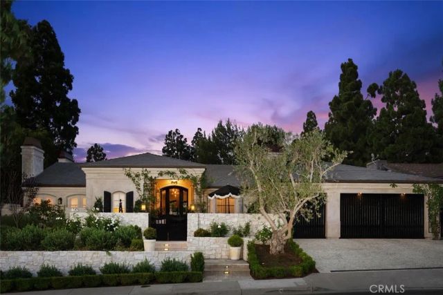 4 Winged Foot Lane, Newport Beach, CA 92660