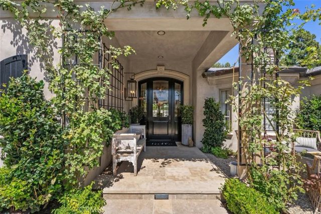 4 Winged Foot Lane, Newport Beach, CA 92660
