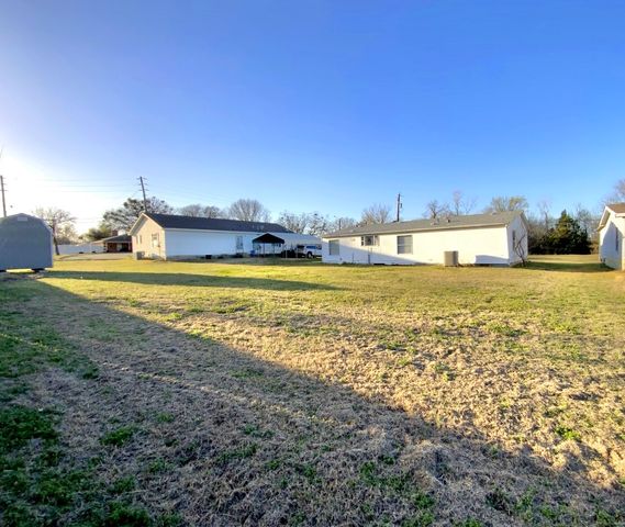 1002 Willow Street, Mexia, TX 76667