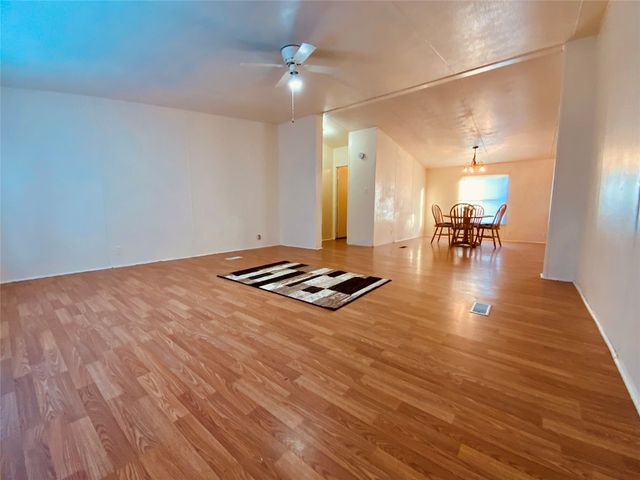 1002 Willow Street, Mexia, TX 76667