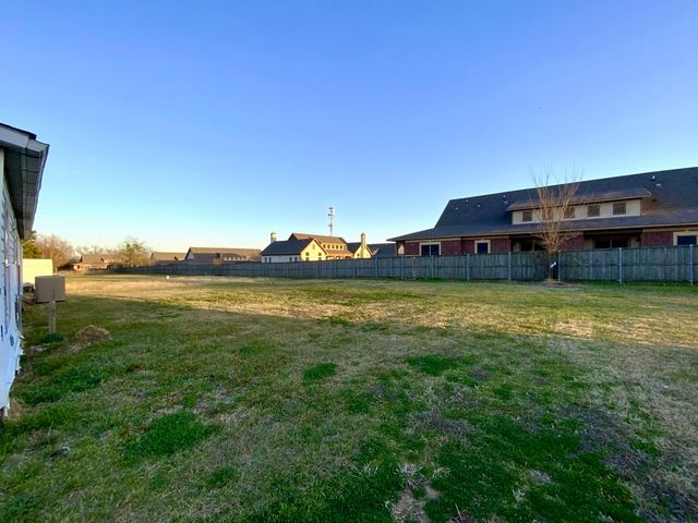 1002 Willow Street, Mexia, TX 76667