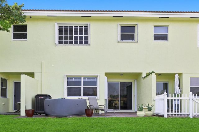 1138 Imperial Lake Road, West Palm Beach, FL 33413