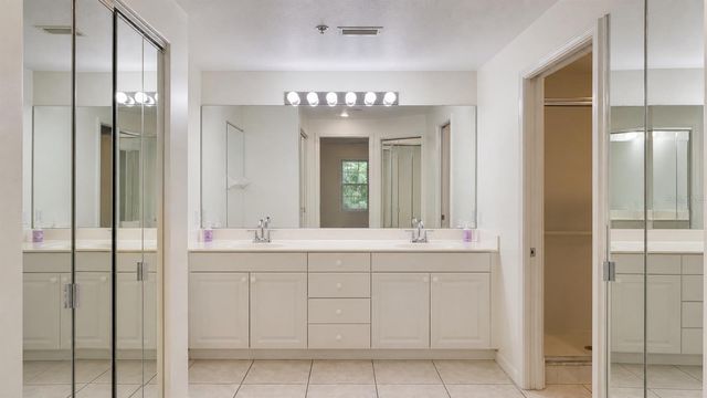 5429 STONEYBROOK LANE 102, Bradenton, FL 34203
