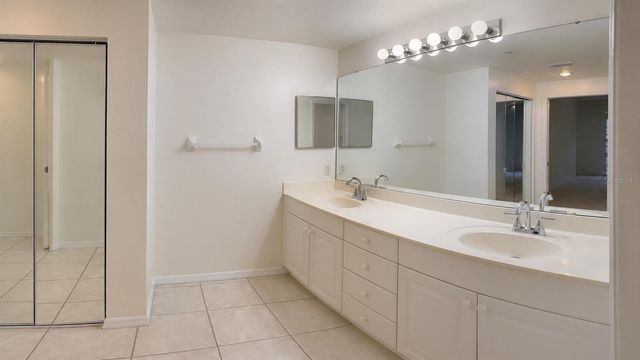 5429 STONEYBROOK LANE 102, Bradenton, FL 34203