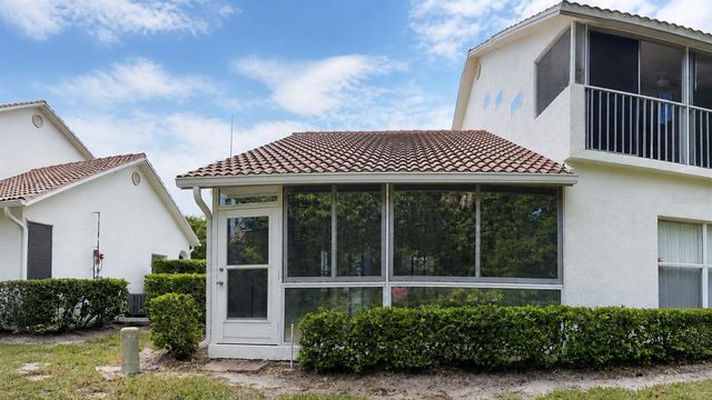 5429 STONEYBROOK LANE 102, Bradenton, FL 34203