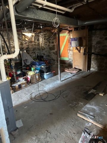 124 Smith Street, Derby, CT 06418