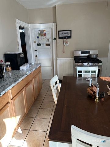 124 Smith Street, Derby, CT 06418