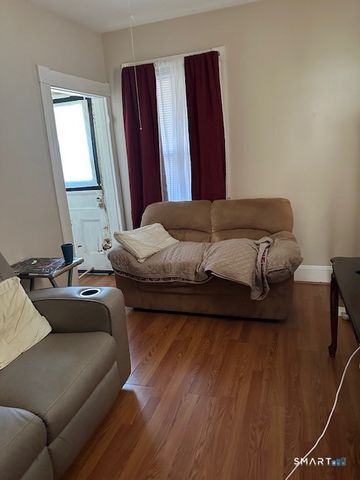 124 Smith Street, Derby, CT 06418