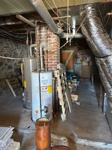 124 Smith Street, Derby, CT 06418