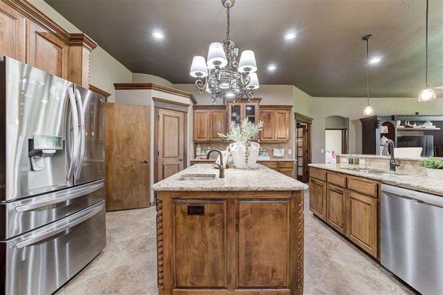 14501 Paddington Avenue, Oklahoma City, OK 73142