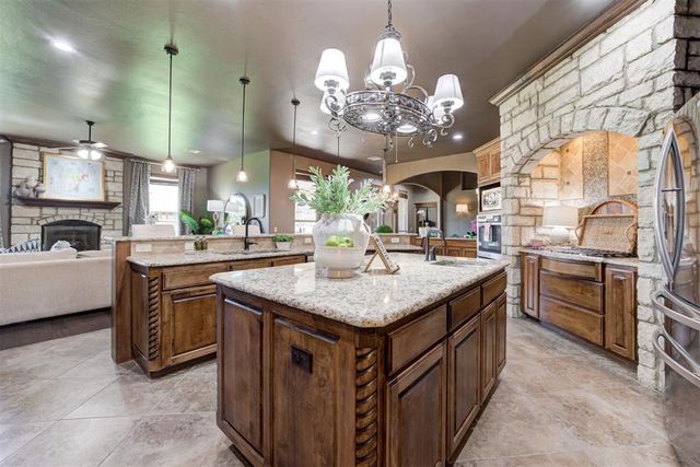 14501 Paddington Avenue, Oklahoma City, OK 73142