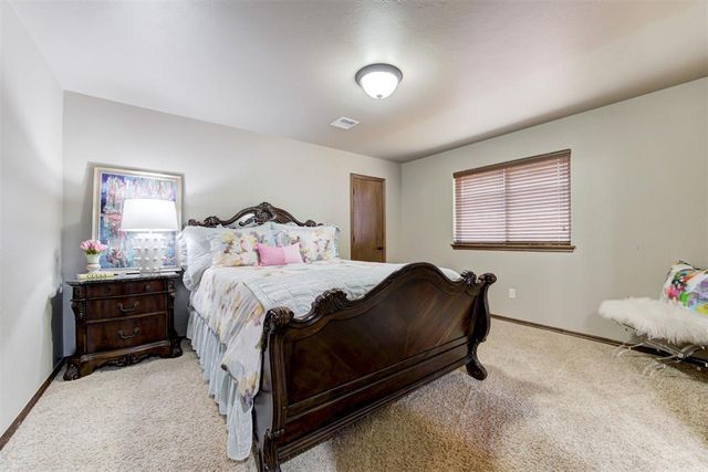 14501 Paddington Avenue, Oklahoma City, OK 73142