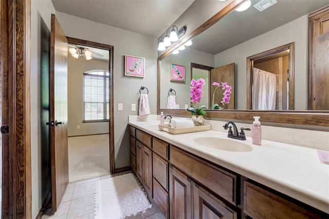 14501 Paddington Avenue, Oklahoma City, OK 73142