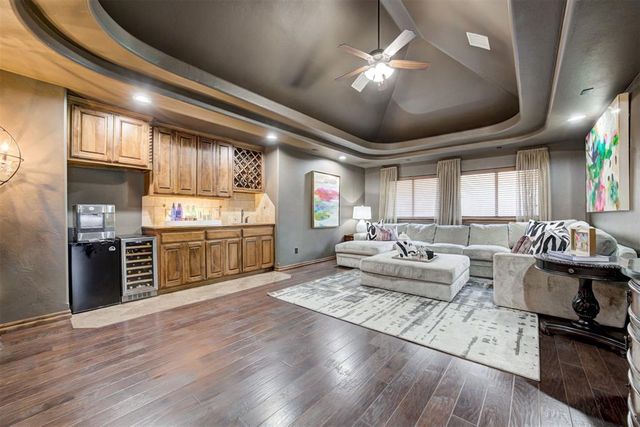 14501 Paddington Avenue, Oklahoma City, OK 73142