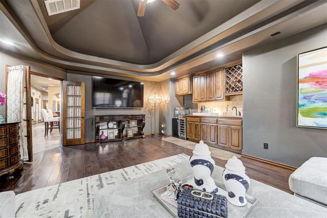 14501 Paddington Avenue, Oklahoma City, OK 73142