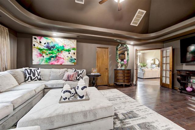 14501 Paddington Avenue, Oklahoma City, OK 73142